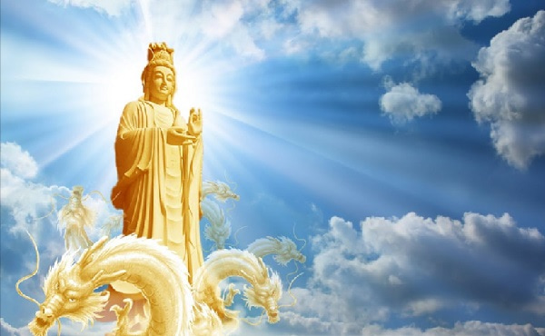 Mơ thấy hình ảnh Phật trên bầu trời thường được hiểu là biểu hiện của sự nhận biết và thức tỉnh về tâm linh