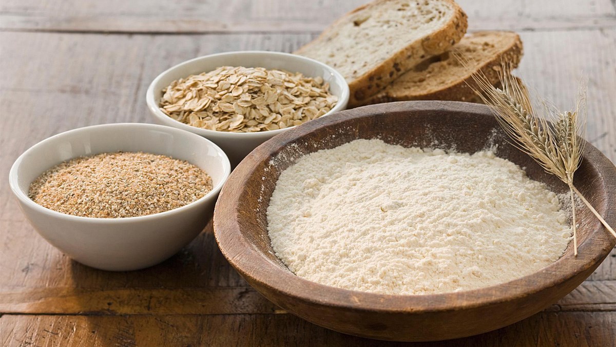 Bánh chuối socola có thể làm bằng bột mì nguyên cám, nhưng không được ngon như bột mì trắng