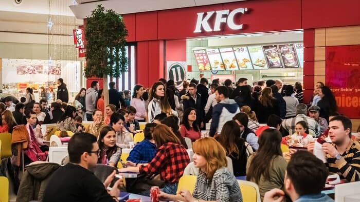 KFC là một trong những mô hình kinh doanh Self Service nổi tiếng thế giới 