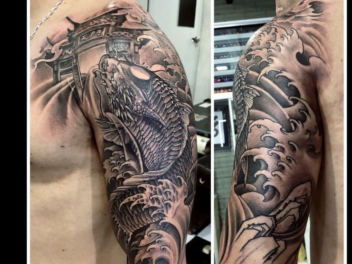 Gợi ý mẫu tattoo cá rồng vượt vũ môn cực ngầu