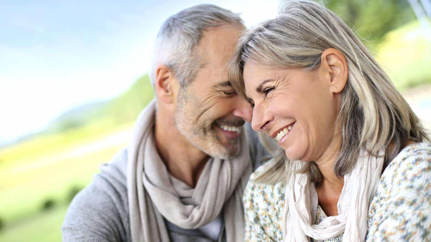 Kết hôn với người hợp tuổi giúp cuộc sống của người tuổi Đinh Mùi và đối phương gặp nhiều may mắn