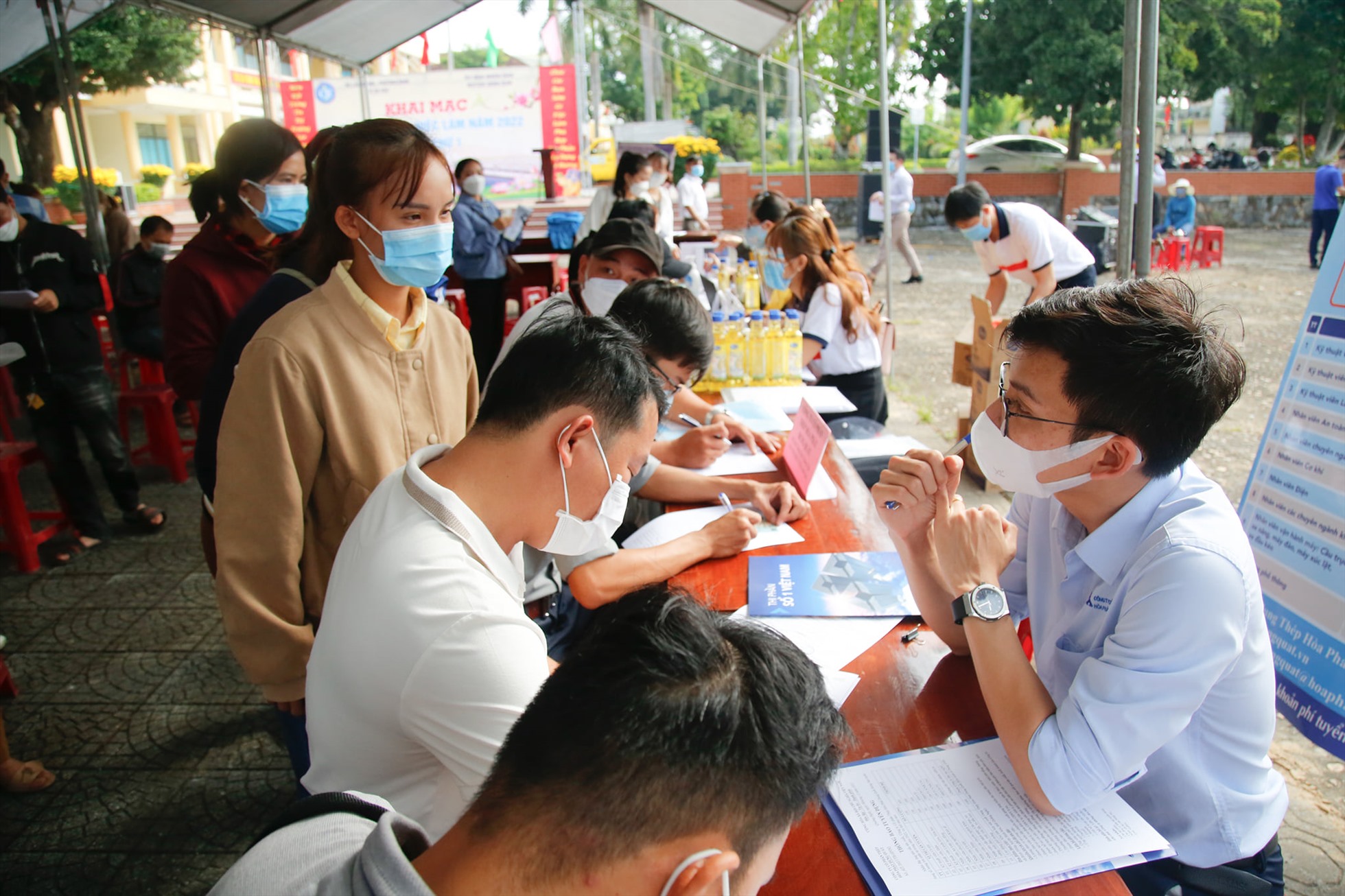 Thị trường việc làm tỉnh Quảng Ngãi là môi trường phát triển tốt cho người lao động trong lĩnh vực công nghiệp và du lịch 