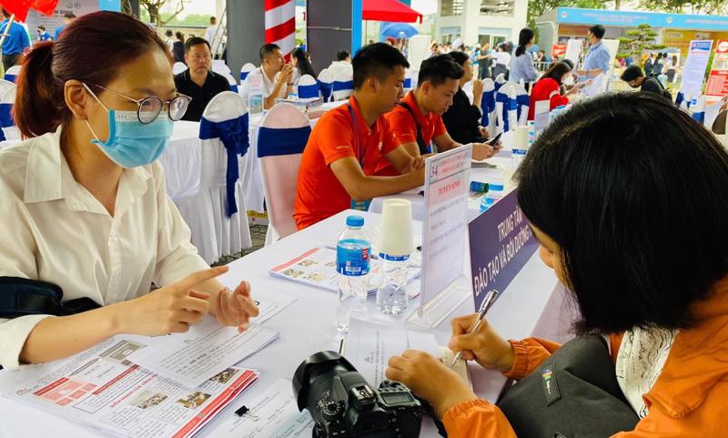 Các nhà tuyển dụng tại tỉnh Kon Tum yêu cầu những gì ở người lao động?