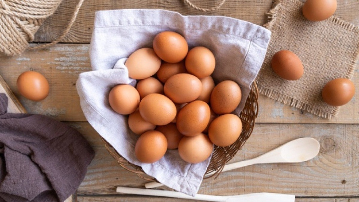 Trứng gà là thực phẩm giàu dinh dưỡng với hầu hết các dưỡng chất cần thiết cho cơ thể