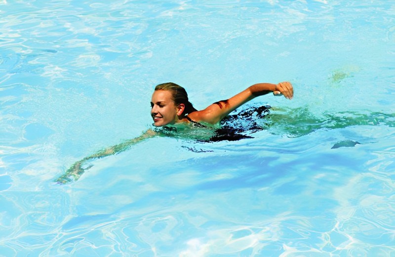 Xử Nữ có thể lựa chọn bộ môn bơi lội để cải thiện sức khoẻ bản thân