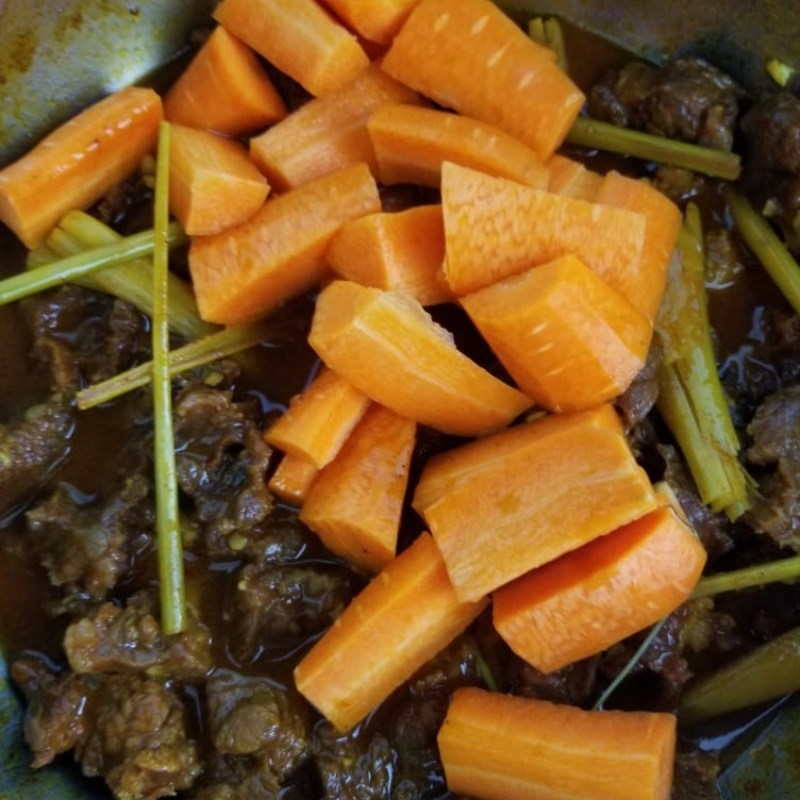 Bạn nên tìm hiểu kỹ cách nấu gân bò kho cà rốt để có bữa cơm ngon miệng