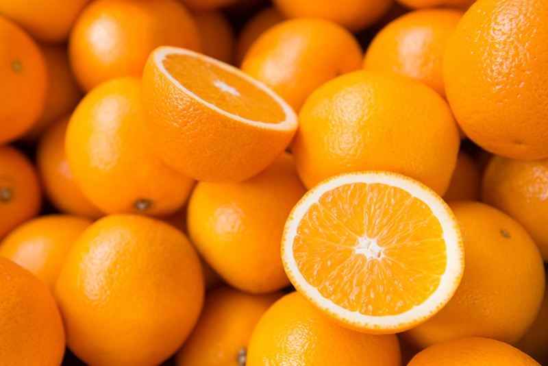 Quả cam chứa nhiều vitamin D và vitamin C, chất xơ