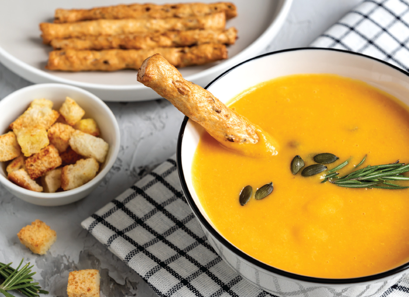 Cách nấu súp khoai tây cho bé với cà rốt không chỉ thơm ngon mà còn giàu dinh dưỡng