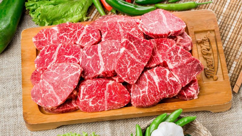 Thịt bò là nguồn cung cấp nhiều dưỡng chất tốt cho sức khỏe, sắc đẹp