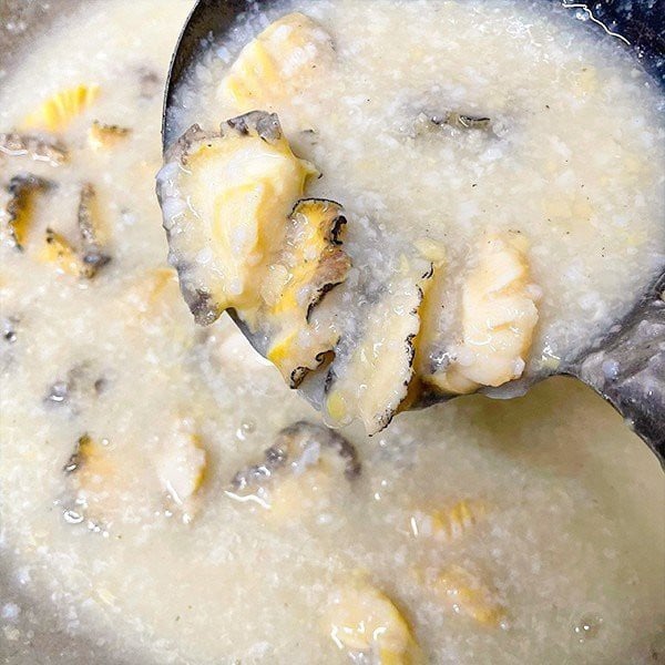 Cách nấu cháo bào ngư hạt sen thơm ngon dễ làm ngay tại nhà