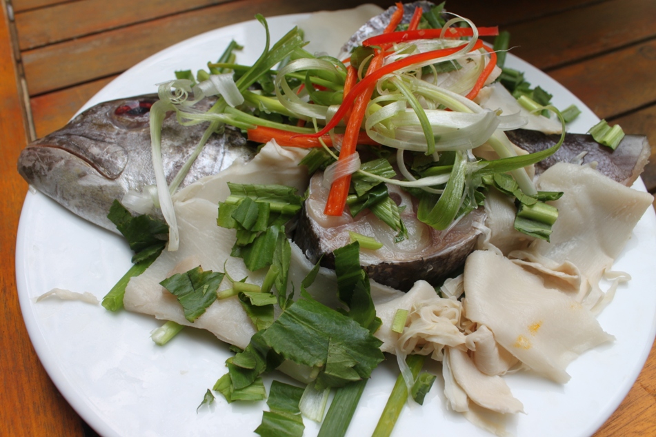 Ngoài nấu cháo, cá cu có thể chế biến thành những món ăn nào khác