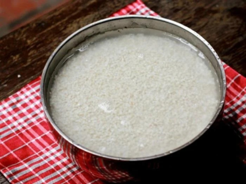 Bảo quản món chè kho gạo nếp trong tủ lạnh để sử dụng được lâu hơn