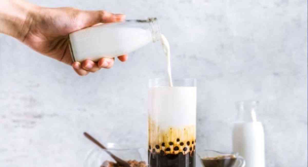 5 cách nấu trà sữa bằng sữa tươi và sữa đặc thơm ngon đơn giản tại nhà