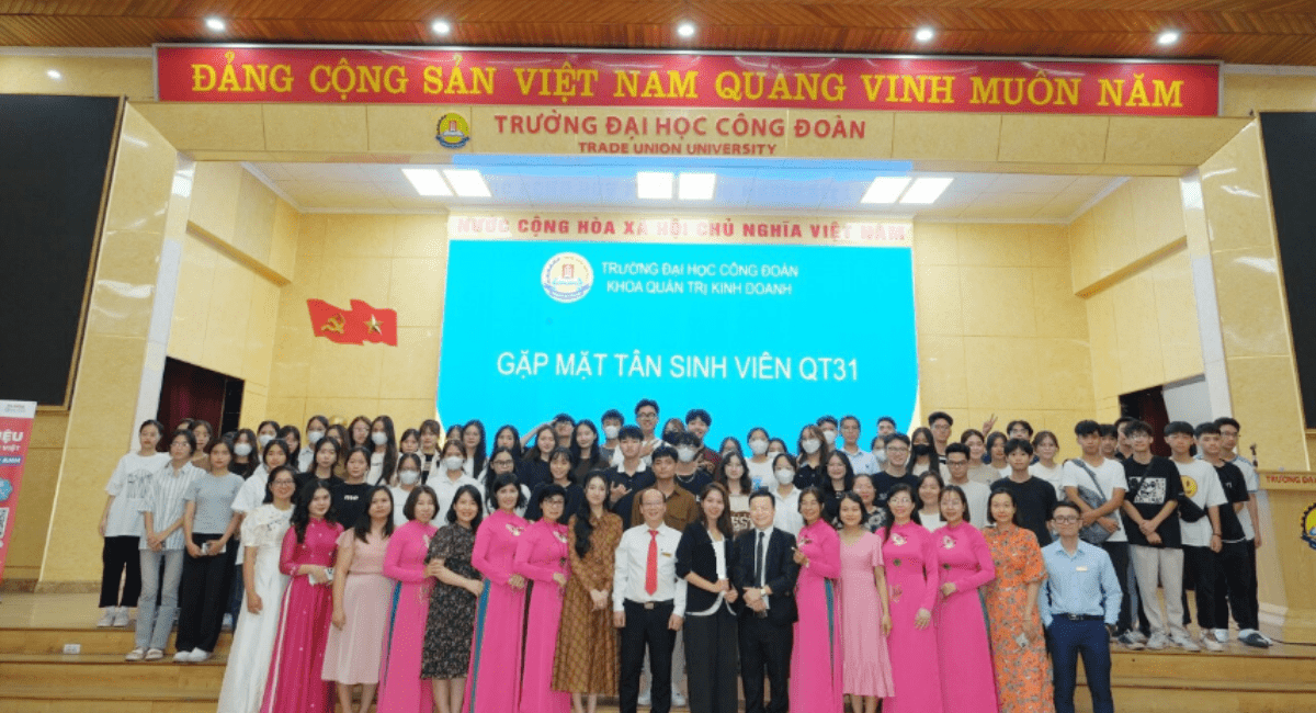 CEO Tony Vũ truyền cảm hứng đến sinh viên trẻ tại trường Đại học Công Đoàn